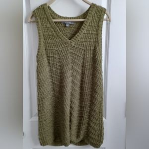 Tunic Sweater by Marled Reunited Clothing. Size large